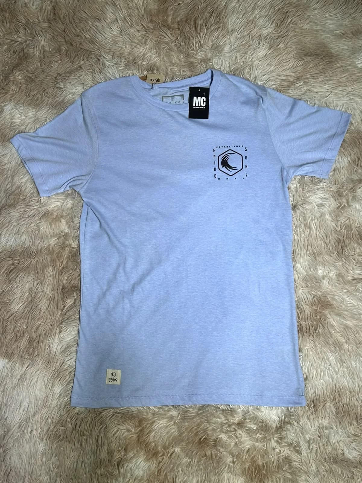 Remera Epiko Hawaii