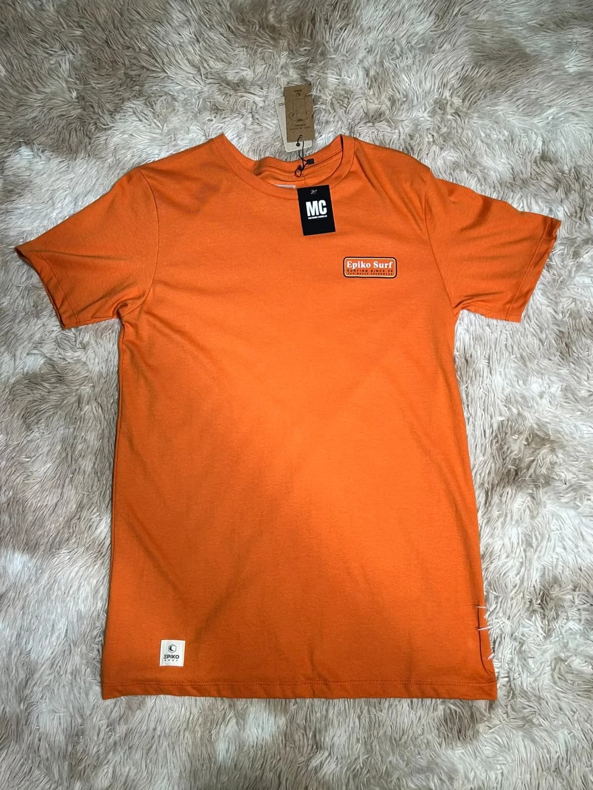 Remera Atomic Essential