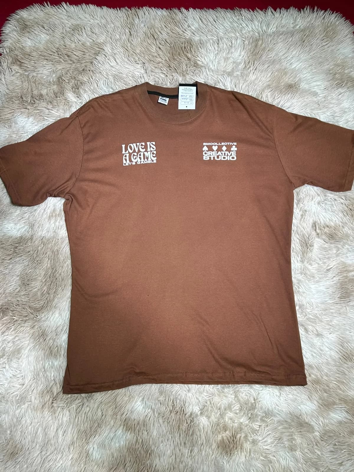 Remera Hellflower, vista 2