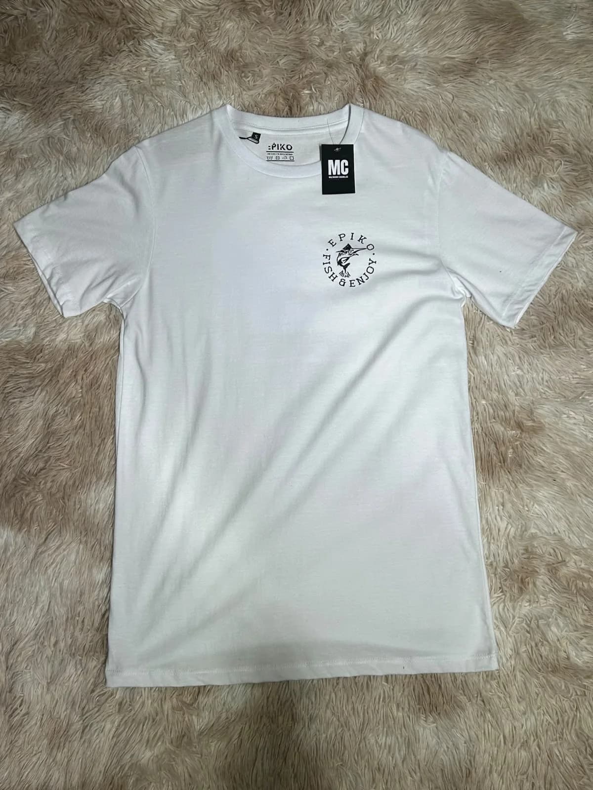 Remera Mountain, vista 3